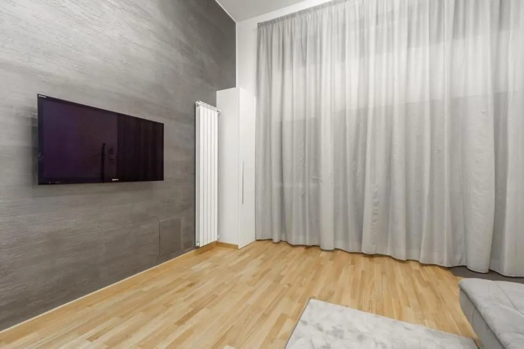 Meraviglioso Loft a Milano:(Netflix+Wi-Fi)-1